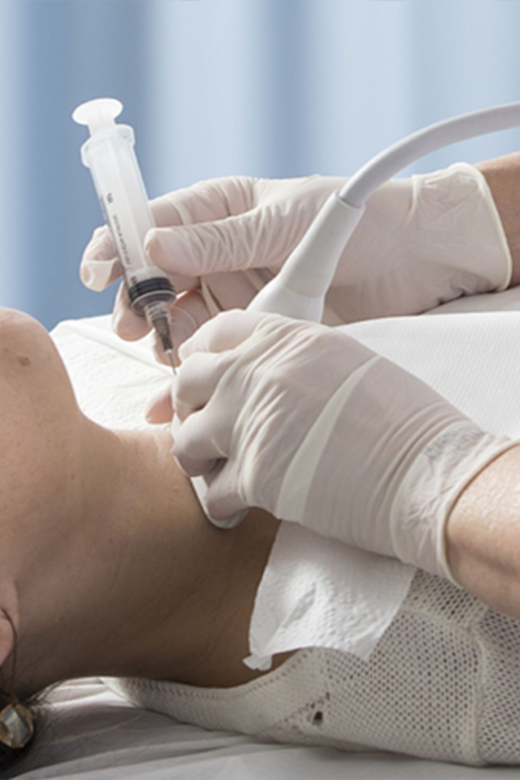 Poster feliz navidad y año nuevo colorido rojo y amarillo-2